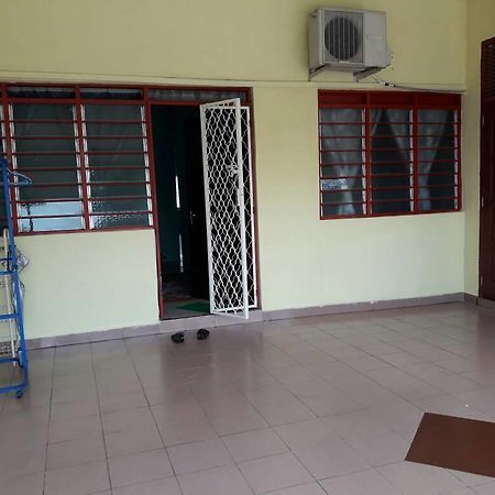 טאיפינג Homestay Ustaz מראה חיצוני תמונה